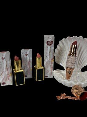 Luxury Lip Trio by La Prédiré Prestige Paris ✨ Upgrade your makeup kit